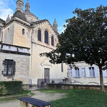 Апартаменты La Chapelle Du Thouin A Периго Экстерьер фото